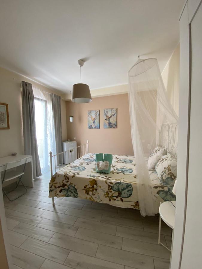 Bed&Go -Valigia Hotel Lecce Kültér fotó