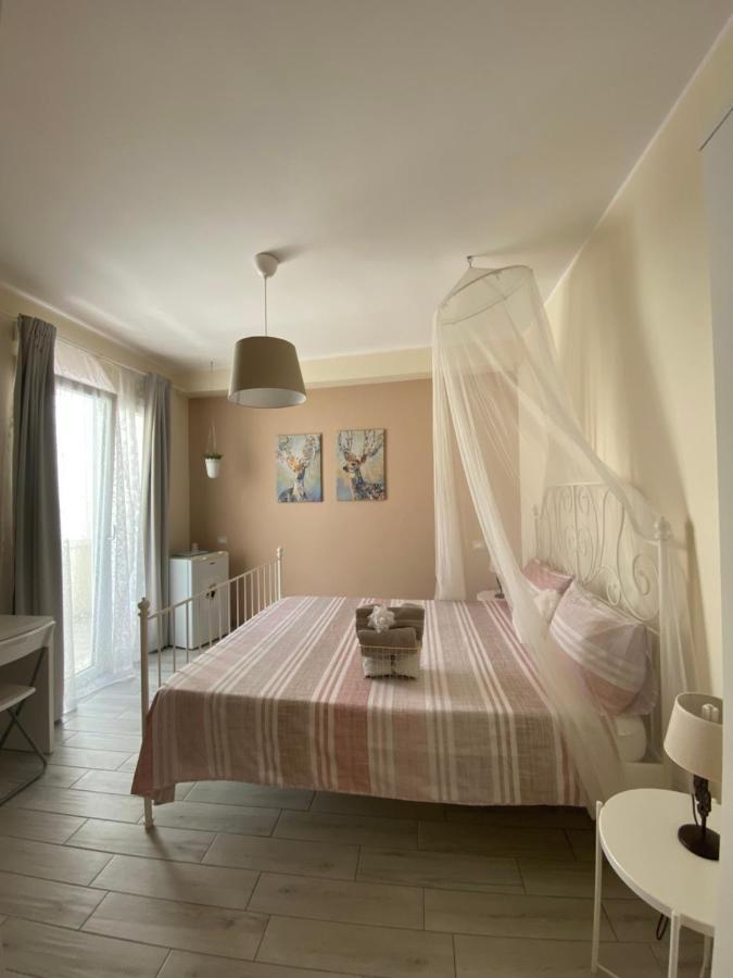 Bed&Go -Valigia Hotel Lecce Kültér fotó