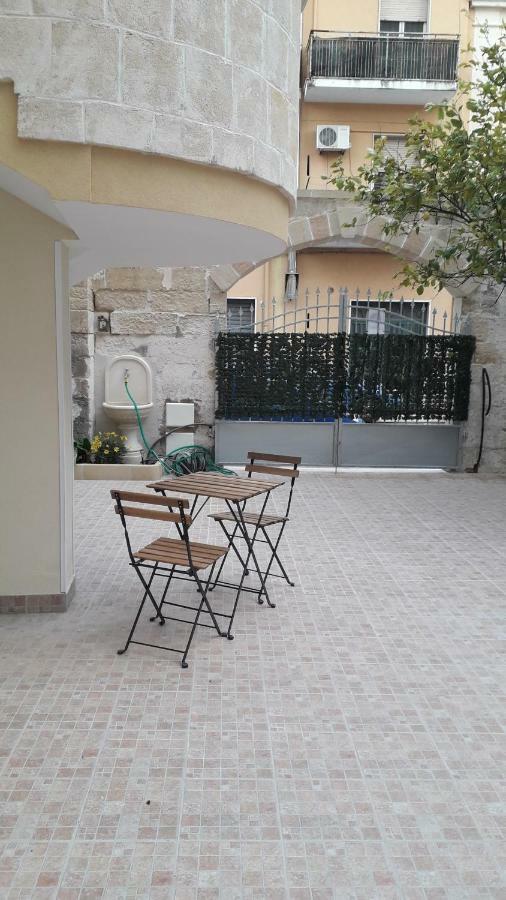 Bed&Go -Valigia Hotel Lecce Kültér fotó